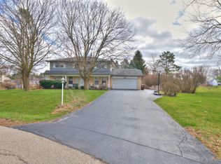 397 Andra Ct, Gilberts, IL 60136