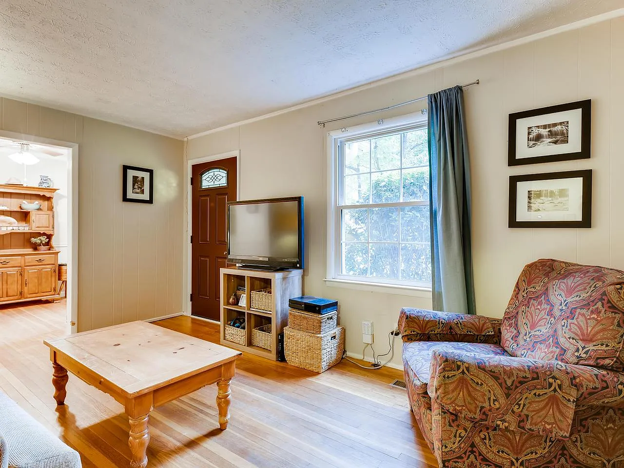 3 bed, 1040 sqft, $2,150 — Photo 3