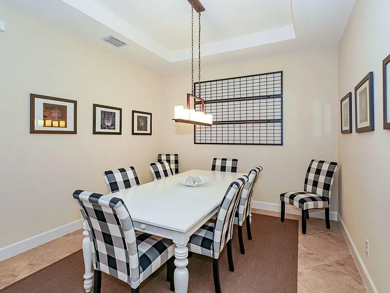 5867 Cavano Dr — Photo 9