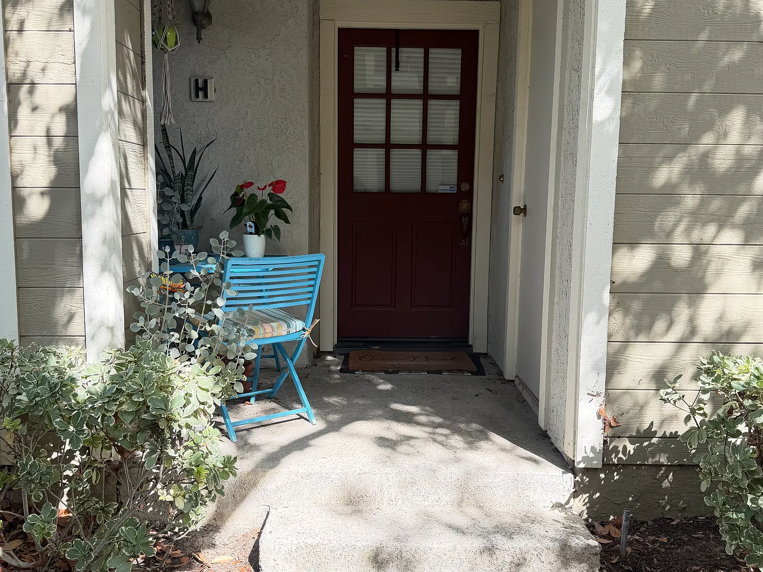 26222 Los Viveros — Photo 2