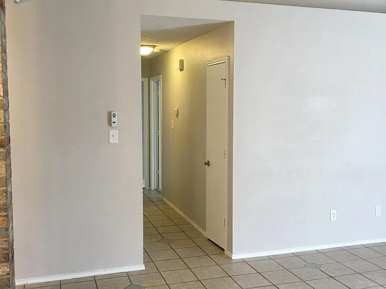 6408 Brookbriar Ct — Photo 8