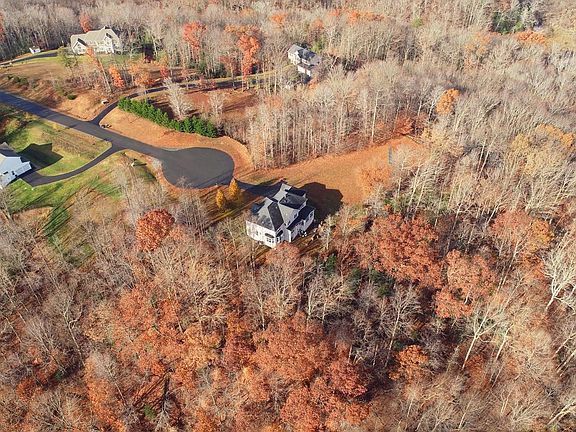5th image of 130 Brittany Manor Way