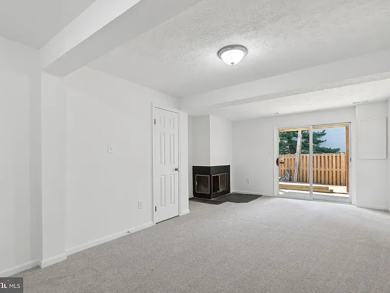 19011 Partridge Wood Dr — Photo 20
