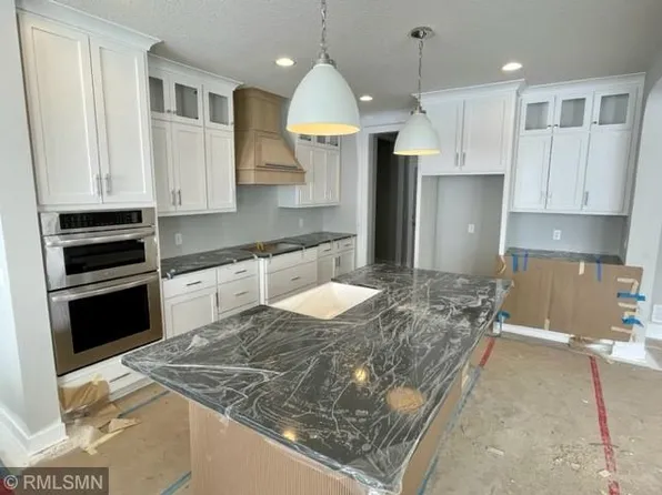 5427 Scenic Loop Run, Victoria, MN 55386