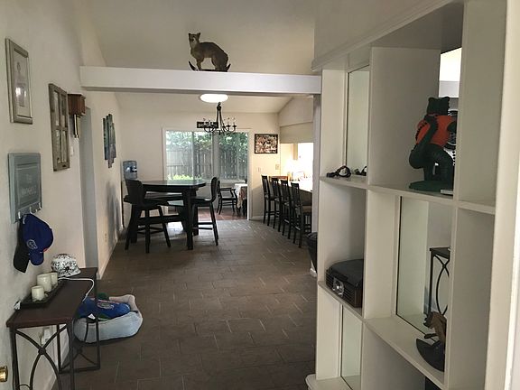 2nd image of 11 Tara Pl