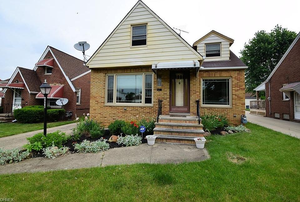 1st image of 6395 Monmouth Dr