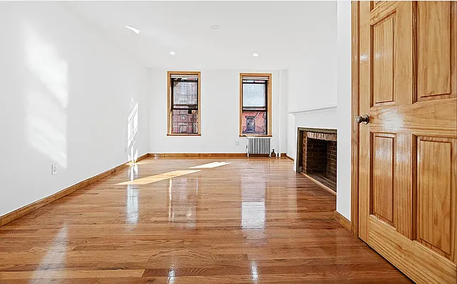 Rented by REAL New York | media 8