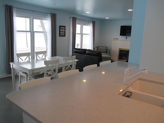 Island view to exterior