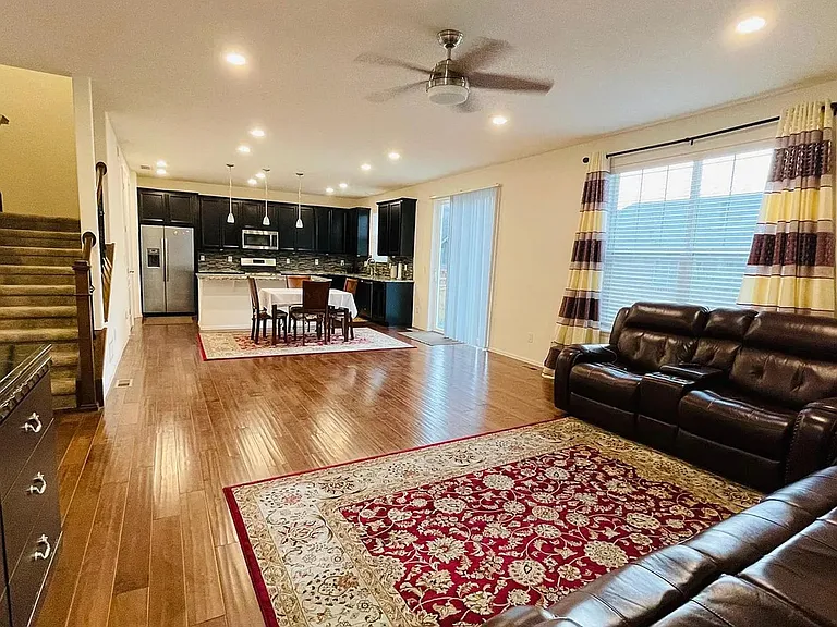 8805 Sassafras St — Photo 9