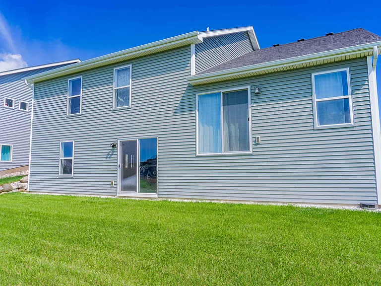1430 Nutmeg Cir — Photo 52