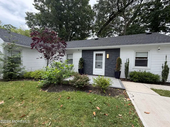 185 Elmwood Rd, Oakhurst, NJ 07755