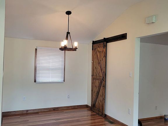5th image of 2327 Ritner Hwy