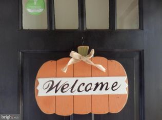 2987 S Columbus St, Arlington, VA 22206