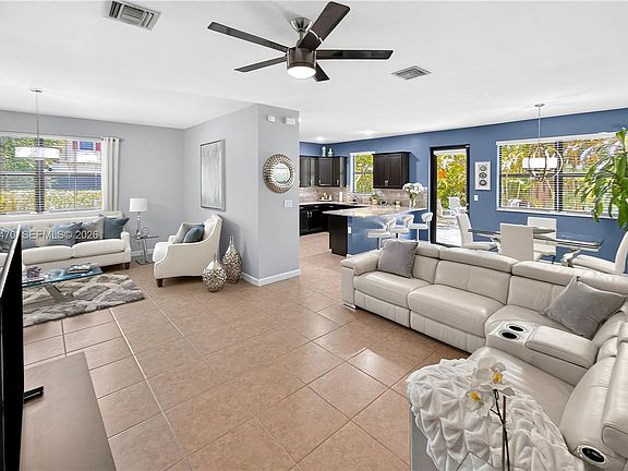 4th image of 4276 SW 166th Ct #1