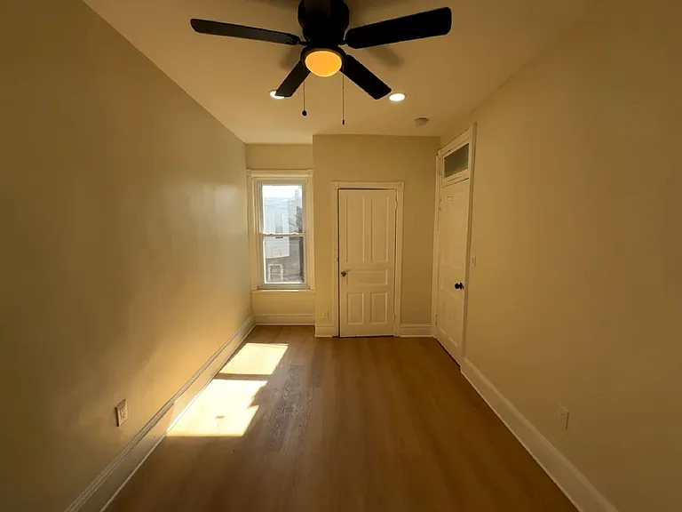 5116 Folsom St — Photo 19
