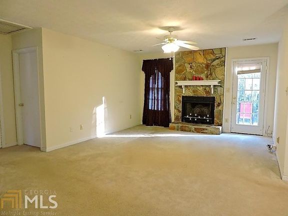 2nd image of 305 Cornwallis Way