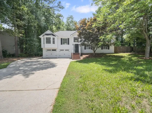 990 Trestle Dr, Austell, GA 30106