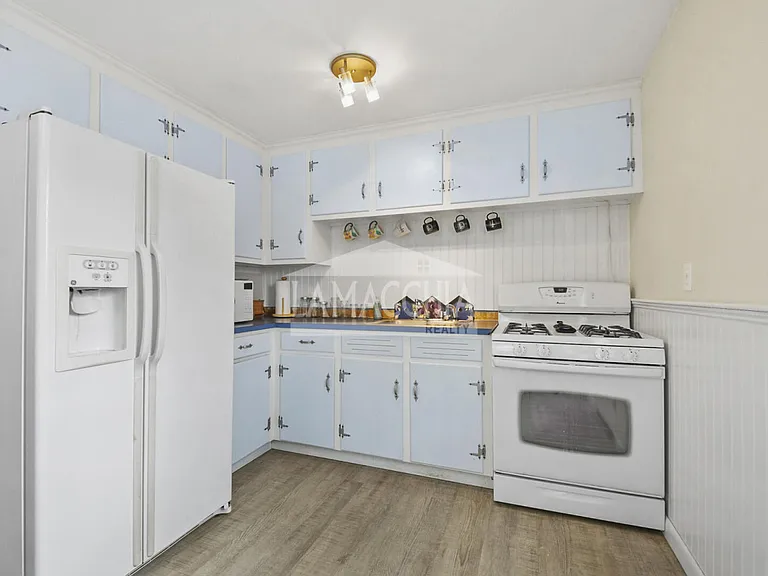 81 Antlers Shore Dr — Photo 5