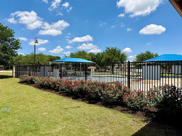 1507 Davis Mountain Loop — Photo 27