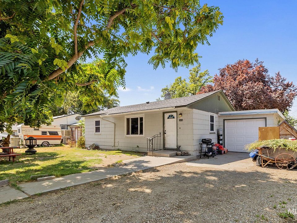 1st image of 2614 Colorado Ave