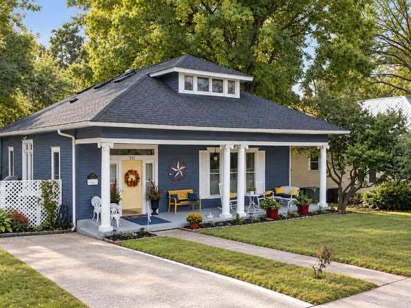 331 Head St, Paris, TN 38242