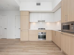 9675 King George Blvd #301, Surrey, BC V3T0T7
