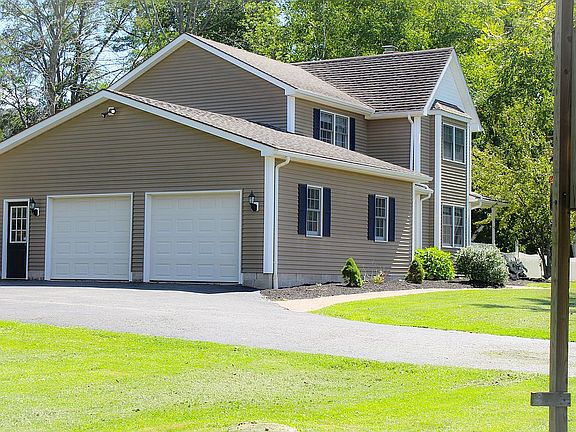 3rd image of 72 Bev Ln
