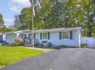4913 Chestnut St, Shady Side, MD 20764