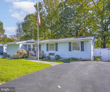 4913 Chestnut St, Shady Side, MD, 20764