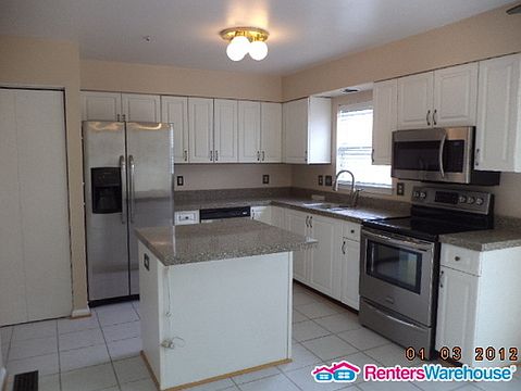 5th image of 107 Pinecove Ct