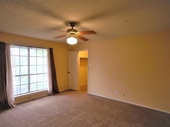 2nd image of 2482 University Ave