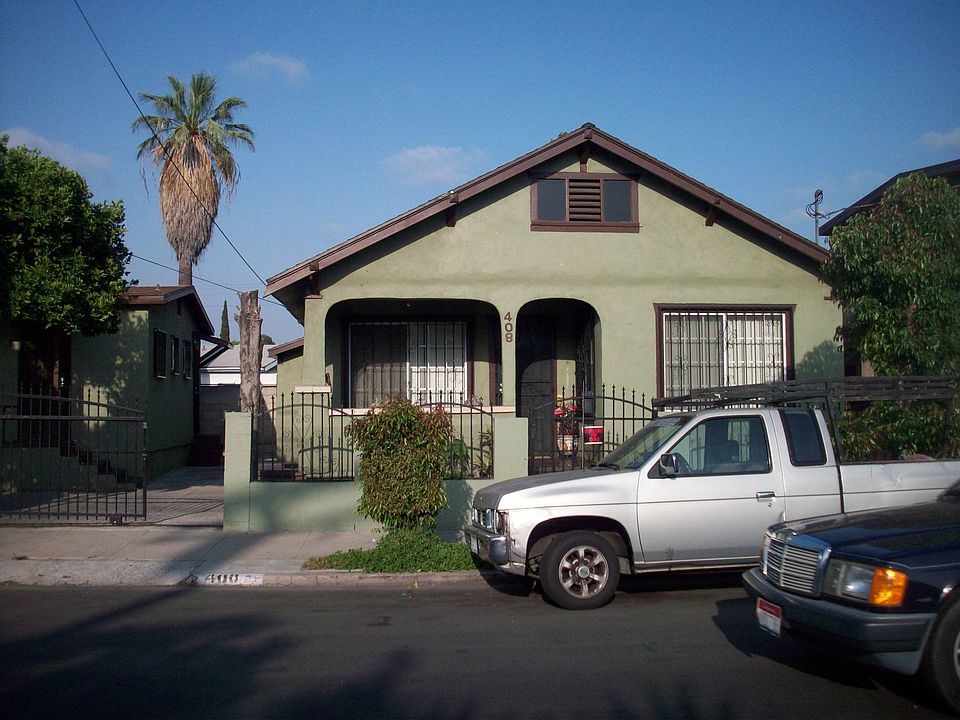 front of home 2+1 unit