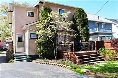 3rd image of 1261 French Ave
