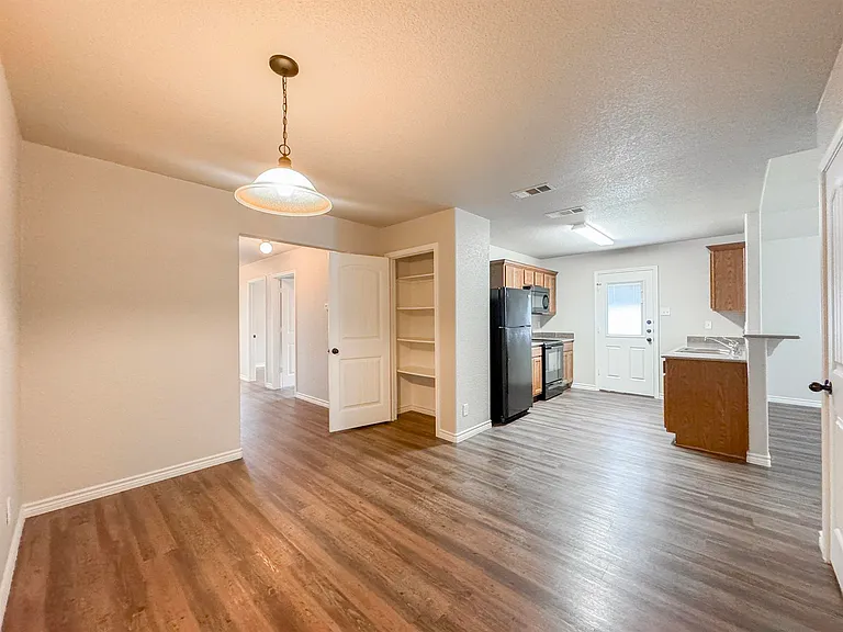 505A Kacie Dr — Photo 4