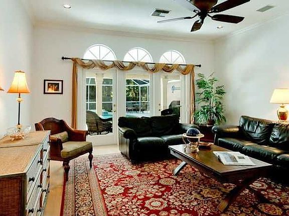 5th image of 4403 Oak View Dr