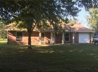 1017 Little Flock Dr, Little Flock, AR 72756
