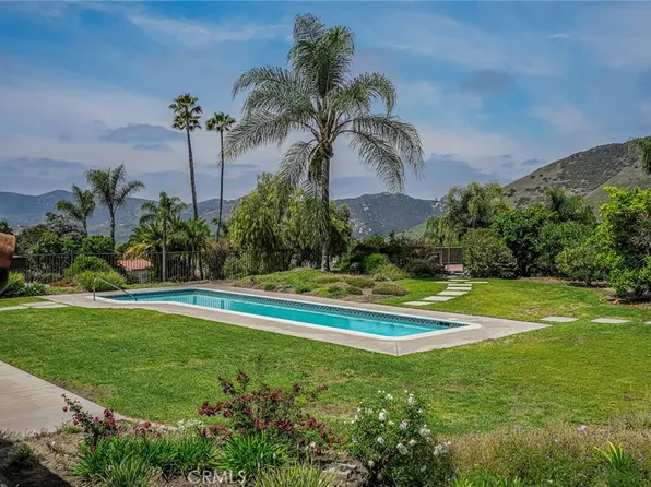 3531 Lomas Serenas Dr, Escondido, CA 92029