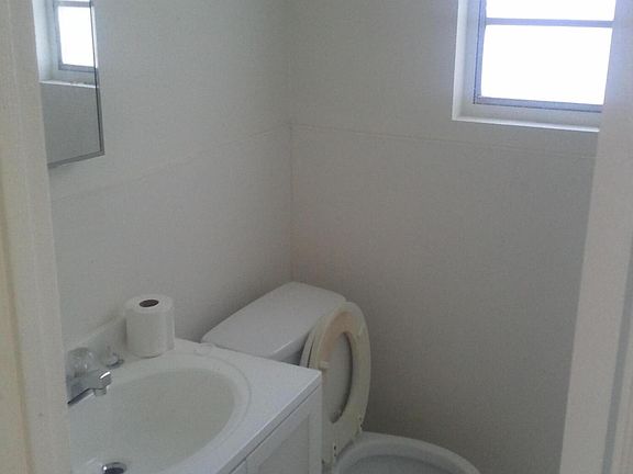 4th image of 1339 Mount Herman St