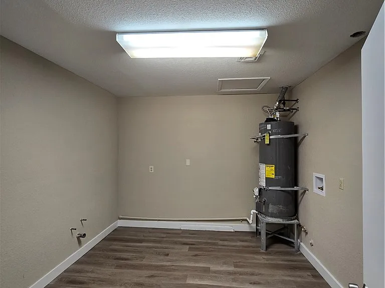 4647 Marnell Dr — Photo 30