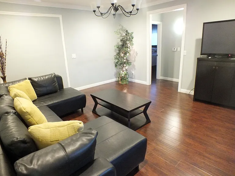 214 W Glendon Way #A — Photo 25