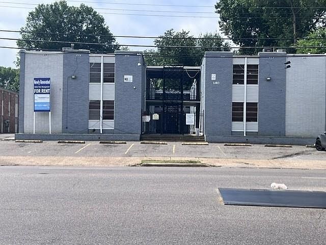 1st image of 1283 E Raines Rd
