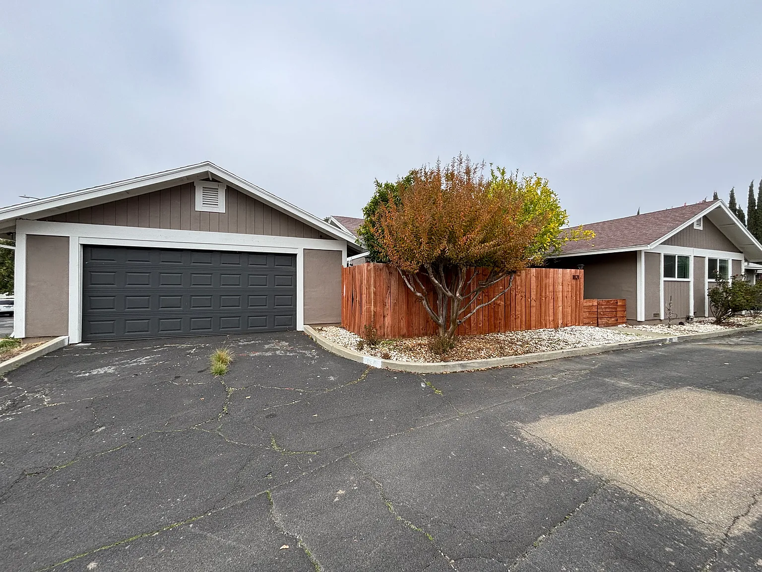 1821 Alicante Ct photo 1