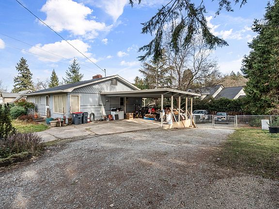 5th image of 535 Applegate St