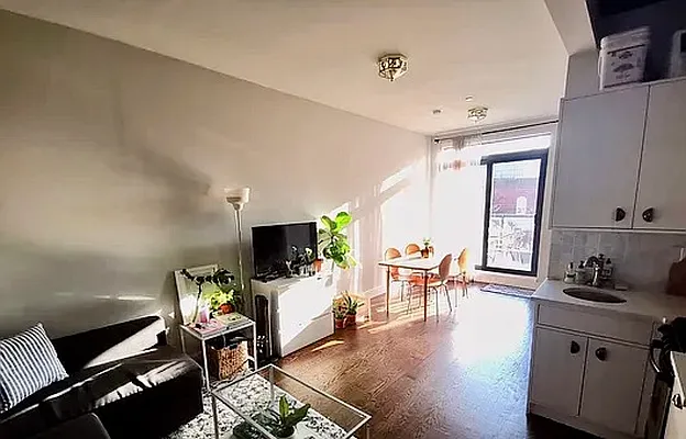 Rented by Rentopia | media 9