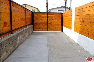 5th image of 624 N Benton Way