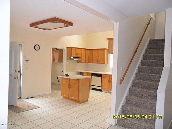 4th image of 1109 Bishop Ave