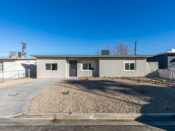 704 Stanford St, Las Vegas, NV 89107