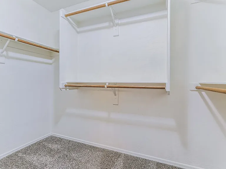 2053 W Hayden Peak Dr — Photo 10