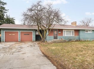 2217 N Hutchinson Rd, Spokane, WA 99212
