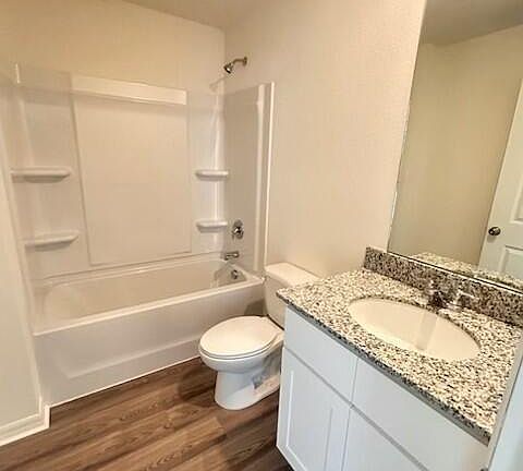 5th image of 1252 Stone Ridge Cir